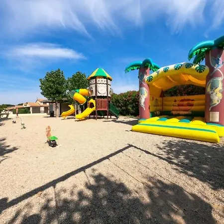 Belle De En Angle Climatisee, Domaine Tamaris, 4 7-9 Couchages, Wifi, Acces Aux Piscines Payant, 900m De La Lrtamq10 *